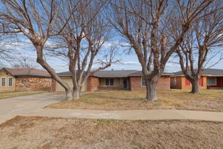1313 Mills Avenue, Dumas, TX 79029