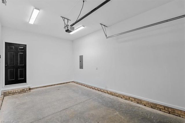 655 Woodland Circle, Asheboro, NC 27203