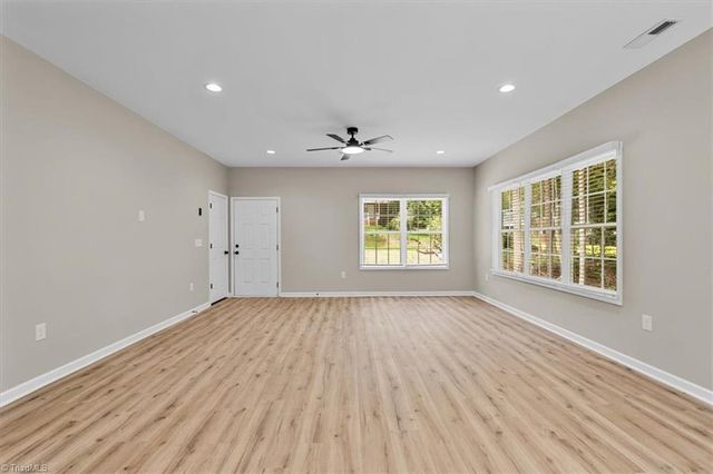 655 Woodland Circle, Asheboro, NC 27203