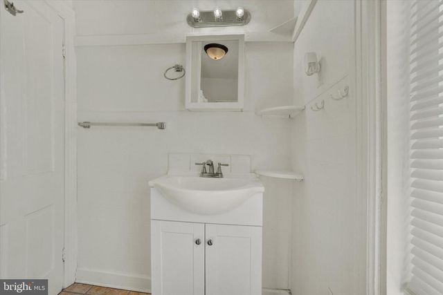 356 E MAIN ST, Dallastown, PA 17313