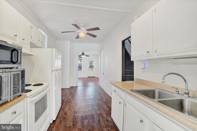 356 E MAIN ST, Dallastown, PA 17313