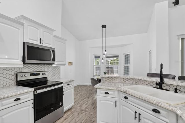 5232 HAMMOCK CIRCLE, St Cloud, FL 34771