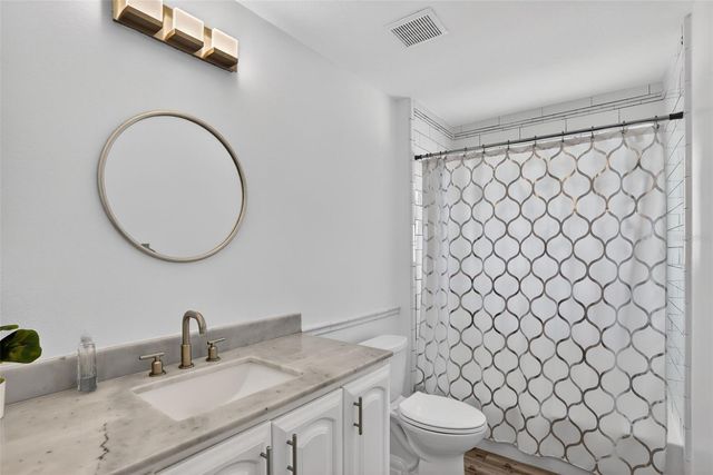 5232 HAMMOCK CIRCLE, St Cloud, FL 34771