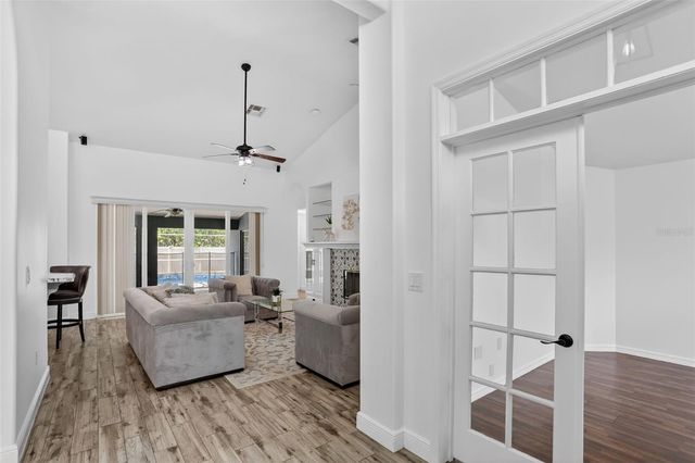 5232 HAMMOCK CIRCLE, St Cloud, FL 34771