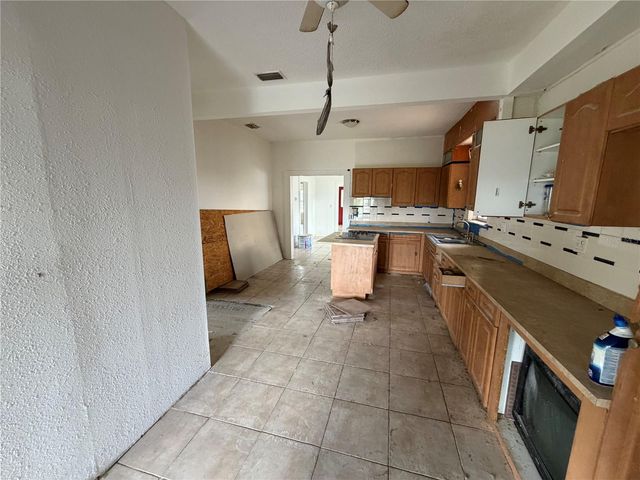 5714 16TH AVENUE S, Tampa, FL 33619