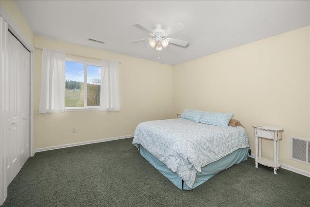 9903 E Peone Landing Ln, Mead, WA 99021