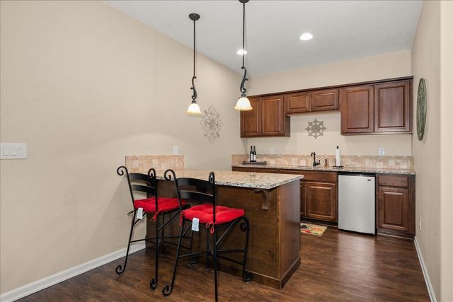 9903 E Peone Landing Ln, Mead, WA 99021