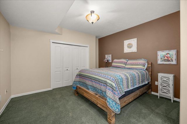 9903 E Peone Landing Ln, Mead, WA 99021