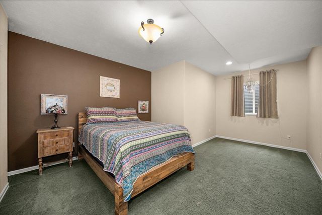 9903 E Peone Landing Ln, Mead, WA 99021