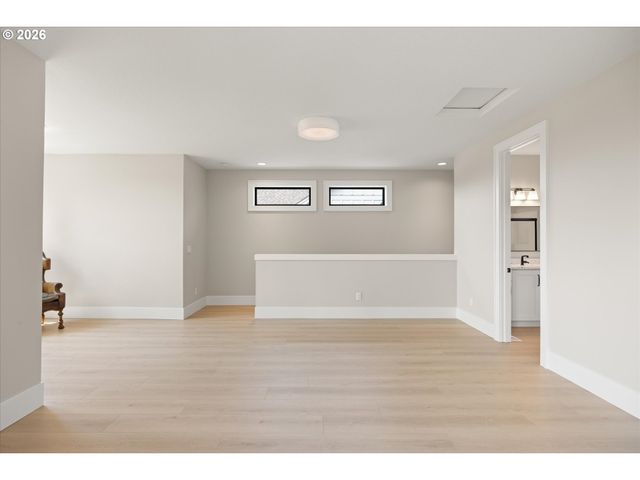 11113 Nw HELVETIA Rd, Hillsboro, OR 97124
