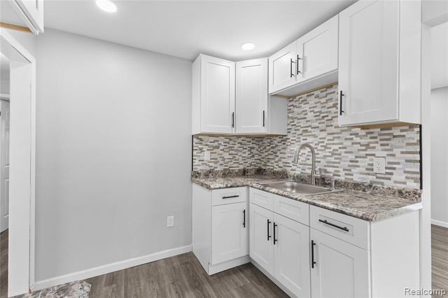 1685 Merrill Avenue, Lincoln Park, MI 48146