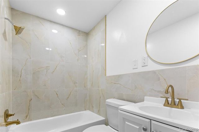 1685 Merrill Avenue, Lincoln Park, MI 48146