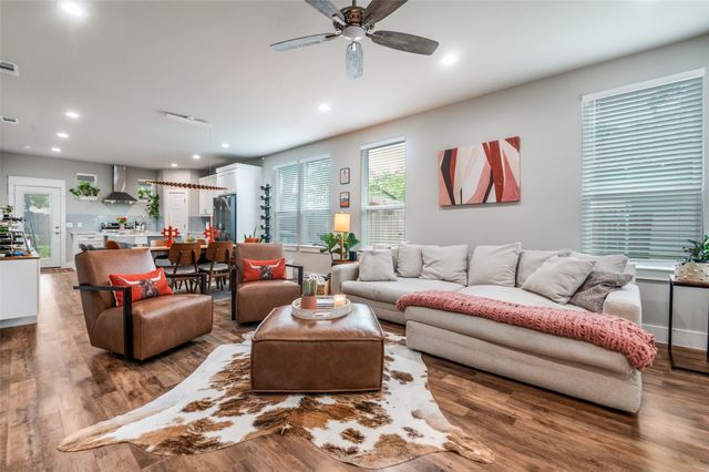 2123 Ramsey Avenue, Dallas, TX 75216