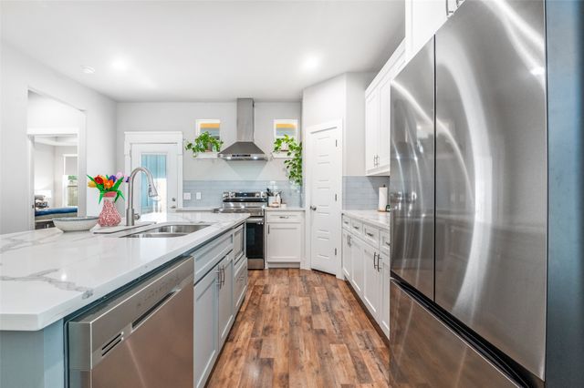 2123 Ramsey Avenue, Dallas, TX 75216