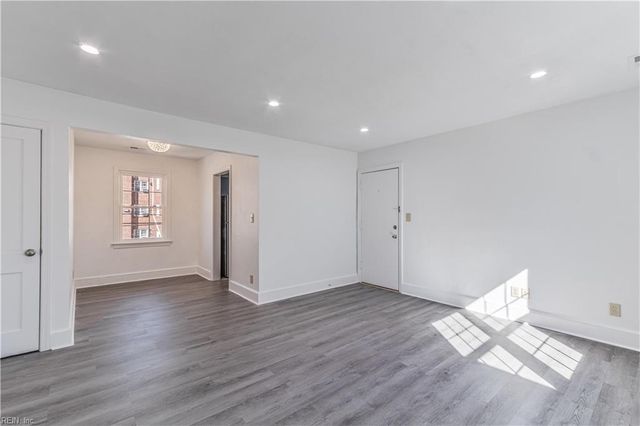 9617 Norfolk Ave Apt 8, Norfolk, VA 23503