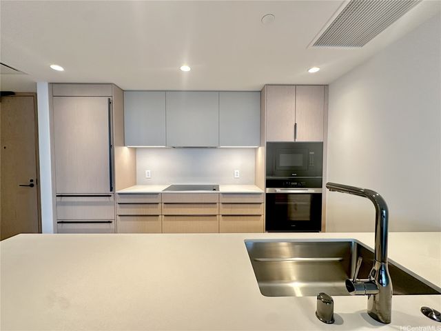 333 Ward Avenue 3501, Honolulu, HI 96814