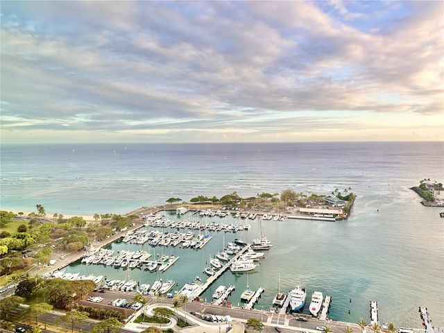 333 Ward Avenue 3501, Honolulu, HI 96814