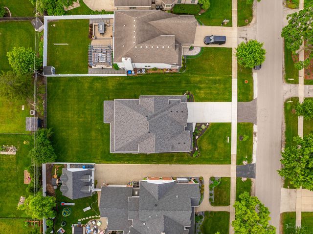 4508 Stonewall Avenue, Downers Grove, IL 60515