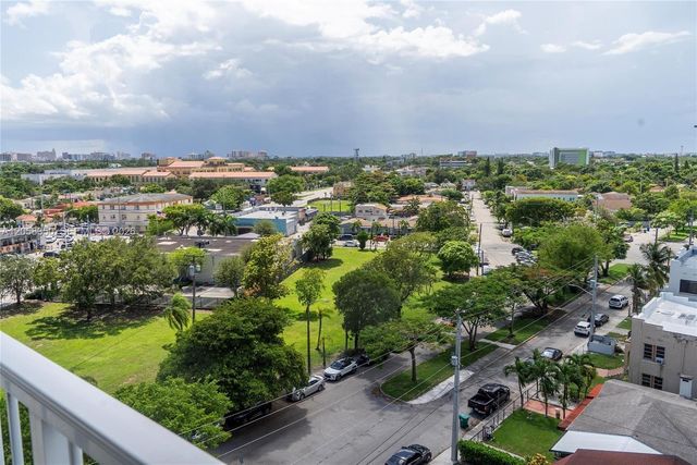 1 Glen Royal Pkwy 809, Miami, FL 33125