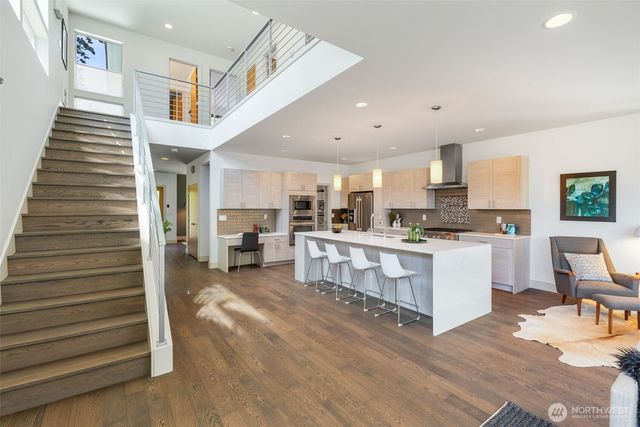 531 N 84th Street, Seattle, WA 98103