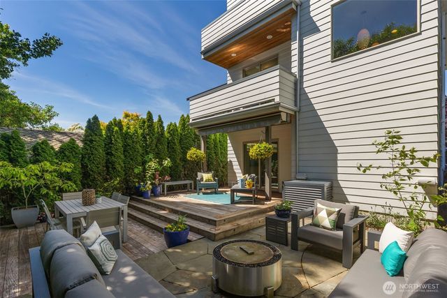 531 N 84th Street, Seattle, WA 98103