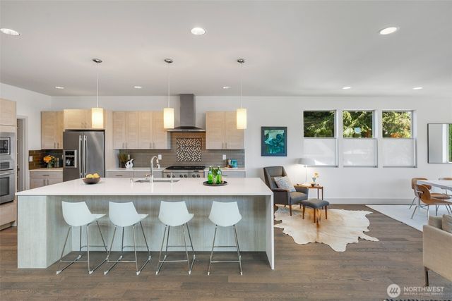 531 N 84th Street, Seattle, WA 98103