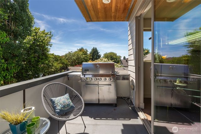 531 N 84th Street, Seattle, WA 98103