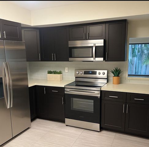 5042 Sheridan Street, Hollywood, FL 33021