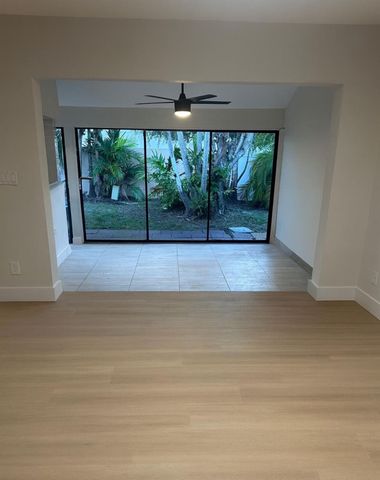 5042 Sheridan Street, Hollywood, FL 33021