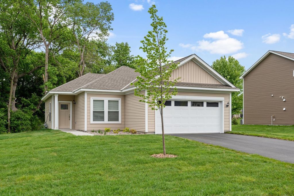 690 Aspen Lane, Montrose, MN 55363