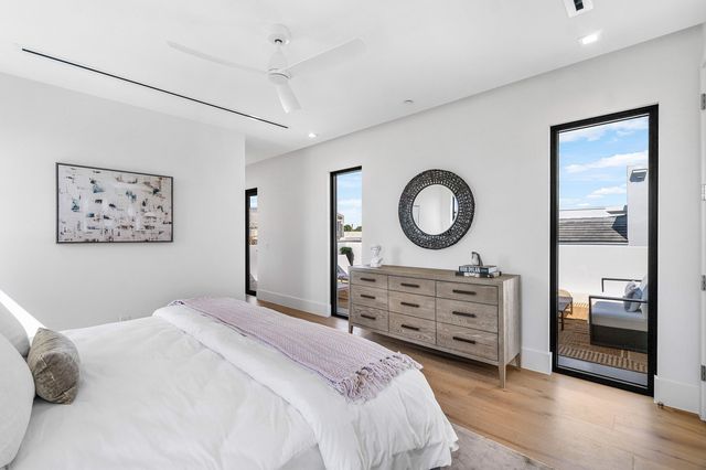 810 Palm Trail, Delray Beach, FL 33483