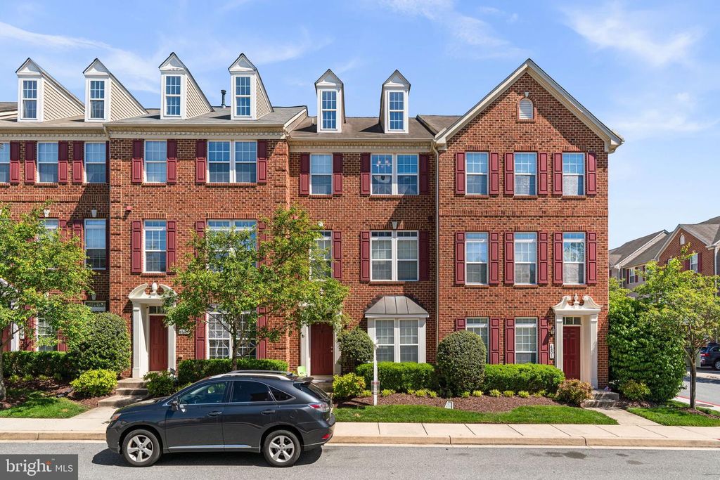 Image 1 of property listing at 4803 PORTSMOUTH RD #18, Ellicott City, MD 21042