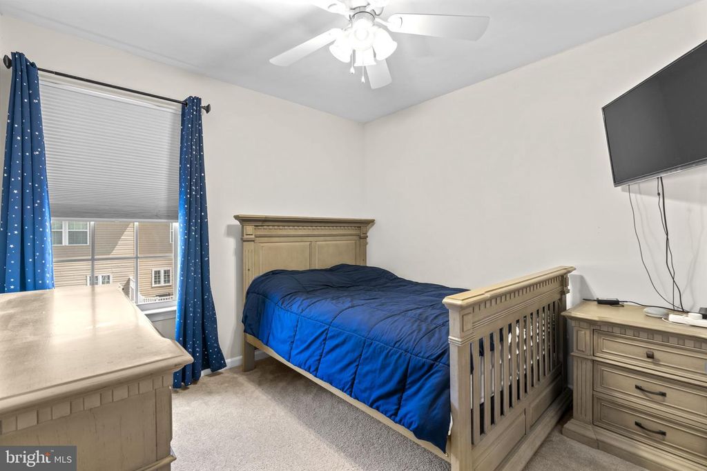 Image 29 of property listing at 4803 PORTSMOUTH RD #18, Ellicott City, MD 21042