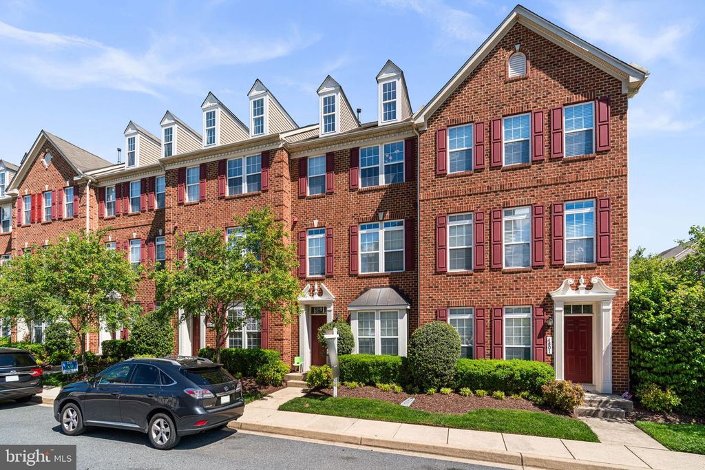 Image 49 of property listing at 4803 PORTSMOUTH RD #18, Ellicott City, MD 21042