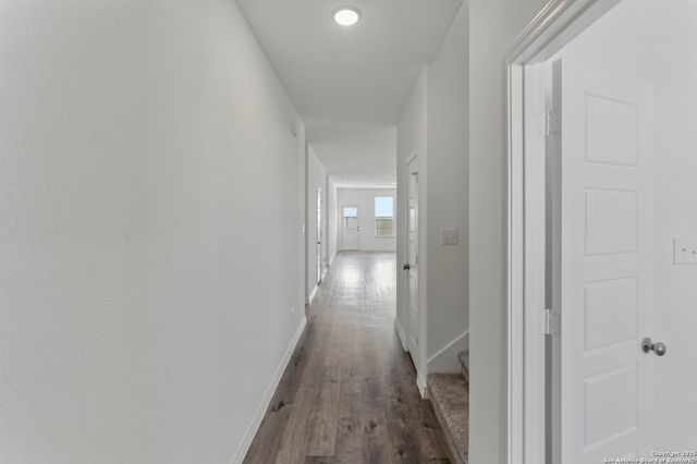 966 Bluegrass Pt, New Braunfels, TX 78130