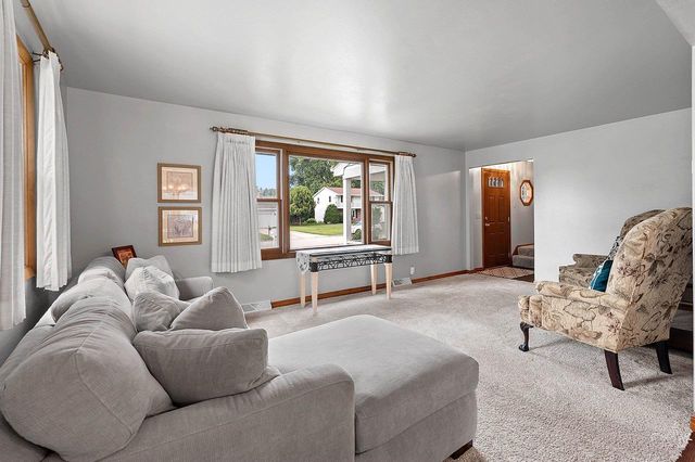 169 KENNEY STREET, Green Bay, WI 54301