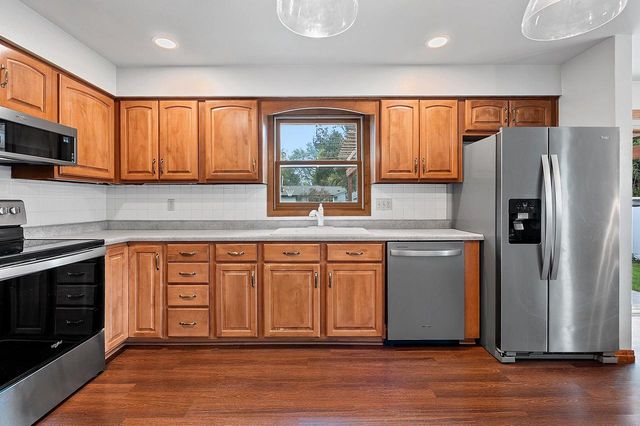 169 KENNEY STREET, Green Bay, WI 54301