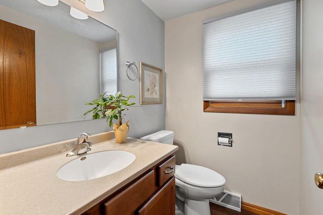 169 KENNEY STREET, Green Bay, WI 54301
