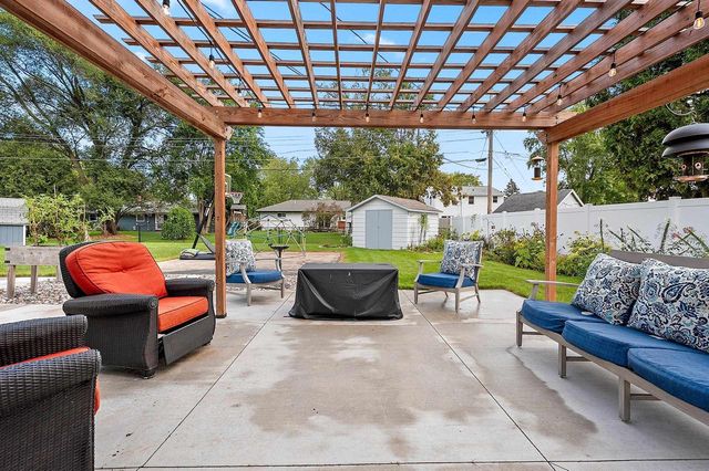 169 KENNEY STREET, Green Bay, WI 54301