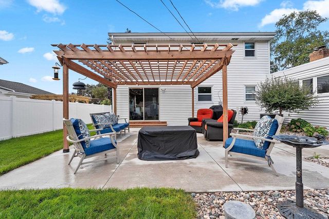 169 KENNEY STREET, Green Bay, WI 54301