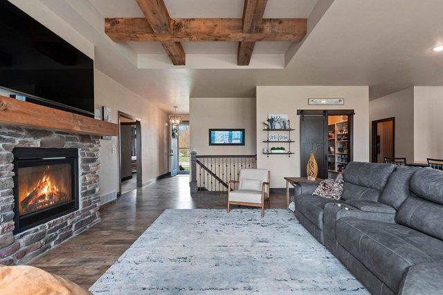 1344 LEAR LANE, De Pere, WI 54115