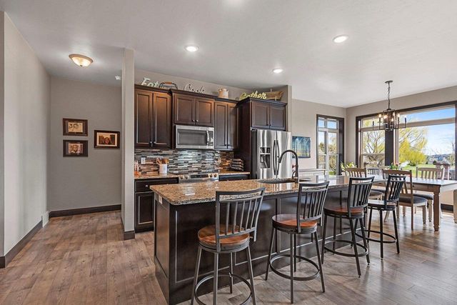 1344 LEAR LANE, De Pere, WI 54115