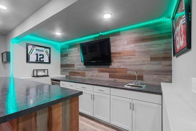 1344 LEAR LANE, De Pere, WI 54115