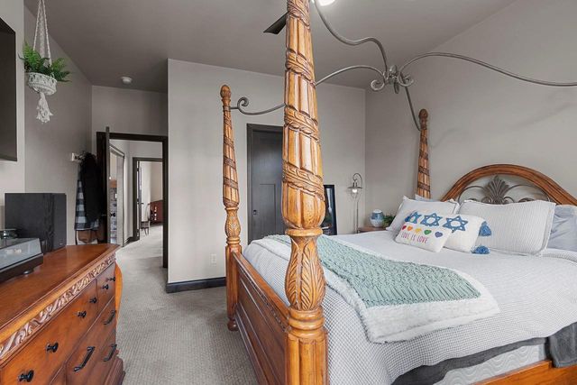 1344 LEAR LANE, De Pere, WI 54115