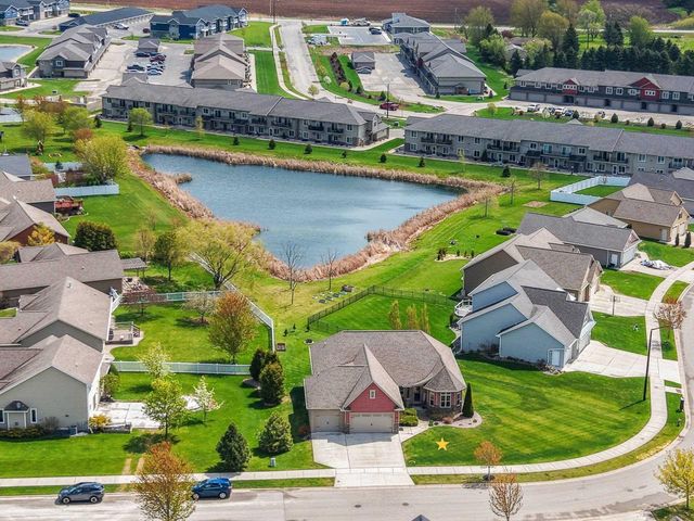 1344 LEAR LANE, De Pere, WI 54115
