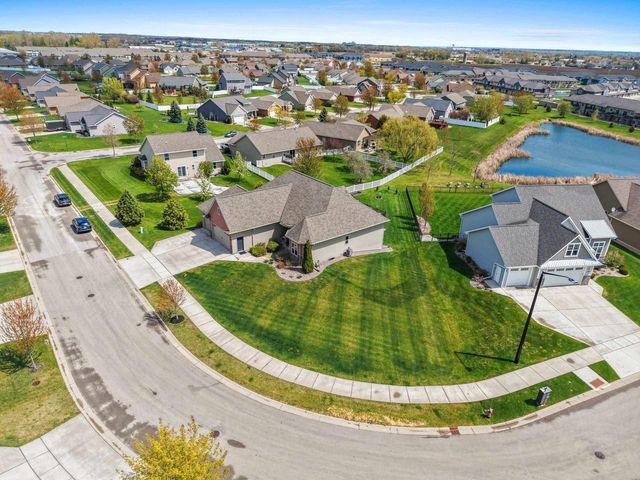 1344 LEAR LANE, De Pere, WI 54115