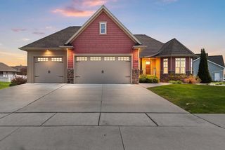 1344 LEAR LANE, De Pere, WI 54115