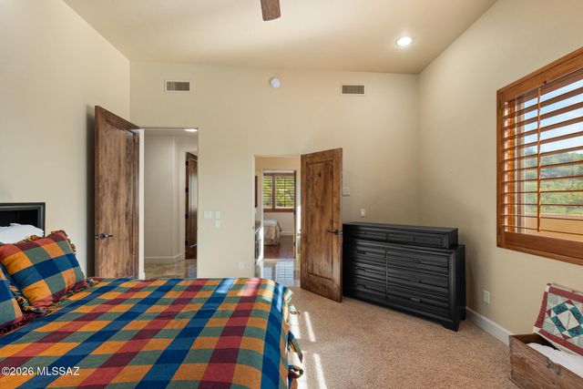 5043 N Marlin Canyon Place, Tucson, AZ 85750