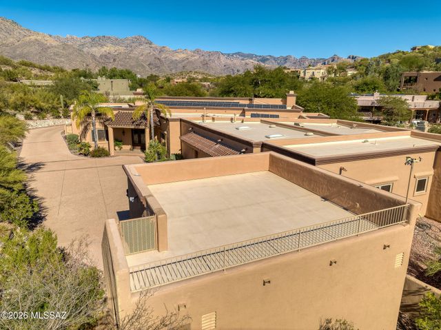 5043 N Marlin Canyon Place, Tucson, AZ 85750