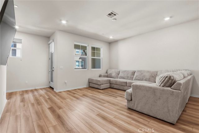 40775 Melrose Drive, Temecula, CA 92591
